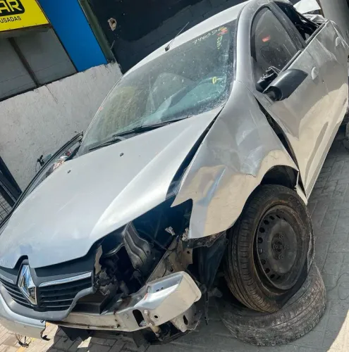 Peças Renault Sandero 1.0 16v 2015 Sucata
