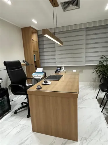 SALA FRENTE AO BARRA SHOPPING PORTEIRA FECHADA