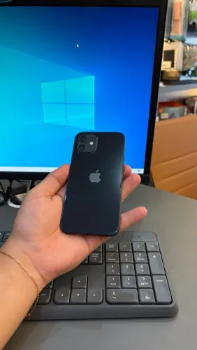 iPhone 12