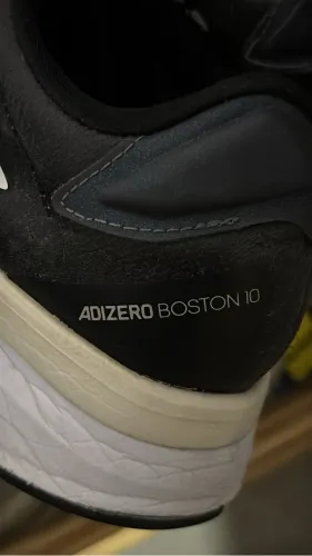 Tênis aziera Boston 10