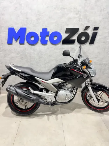 YAMAHA YS 250 FAZER PRETO 2013