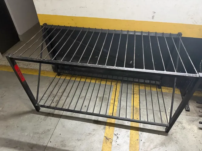 Suporte grande para academia