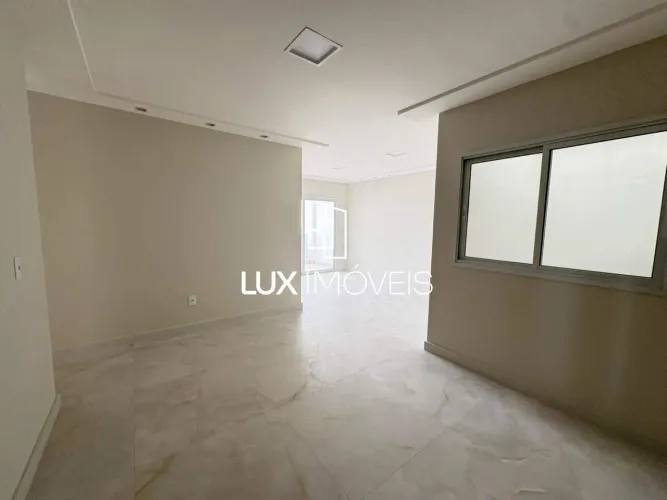 Apartamentos á venda - Colina