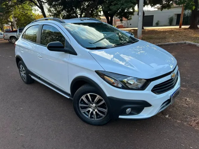 Chevrolet Onix Activ 1.4 8V Flex Aut. 4P 2018
