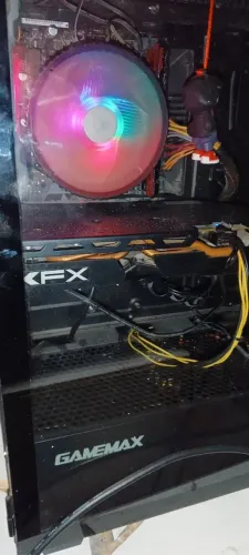 Vendo placa de video xfx 580 8gb com um botão que ativa o OC!
