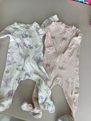 Pijamas carters 9 e 12 meses