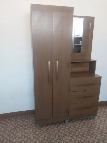 Guarda roupa de solteiro