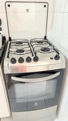 Fogão Electrolux cinza, 4 bocas