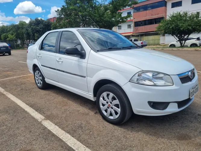 Fiat Siena EL 1.0 MPI Fire Flex 8V 4P 2014