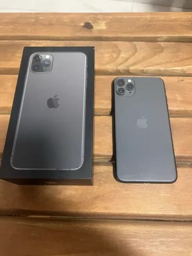 ? iPhone 11 Pro Max 64GB - Cinza Espacial (Único Dono e Impecável!)