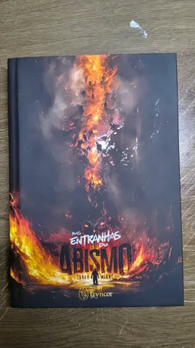 Nas Entranhas do Abismo