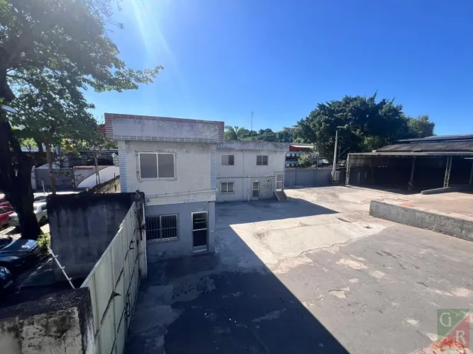 Galpão para Locação em Duque de Caxias, Vila São Luís, 2 banheiros