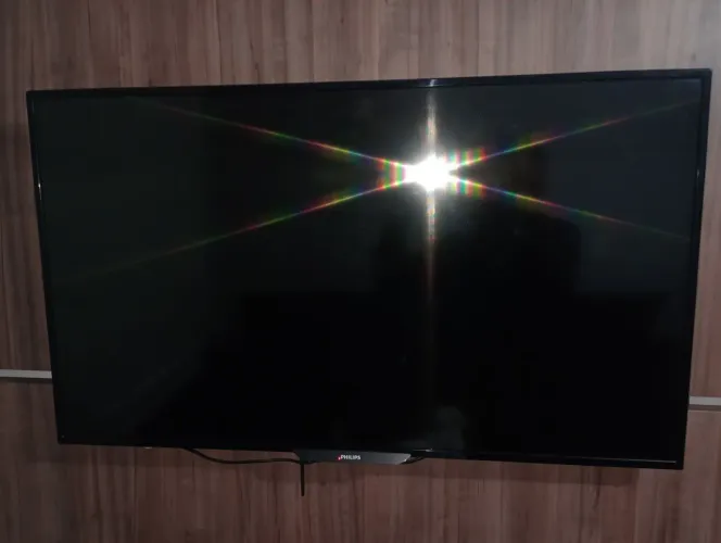 TV PHILIPS SMART 42 POLEGADAS