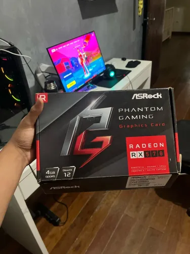 Placa de video AMD Radeon rx 570 4gb (queimada)