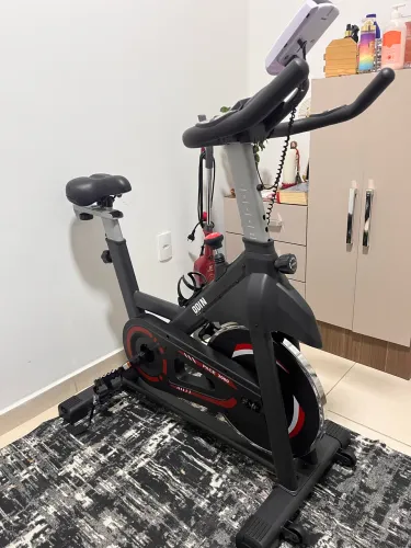 Bicicleta Ergométrica para Spinning PACE3000 Mecanica 8kg Odin Fit