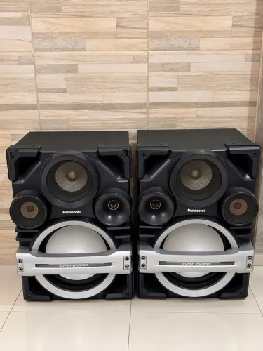VENDO CAIXAS DE SOM PANASONIC GIGANTE ? SB-MAX700LBK