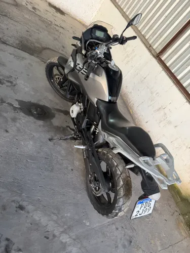 Moto muito nova