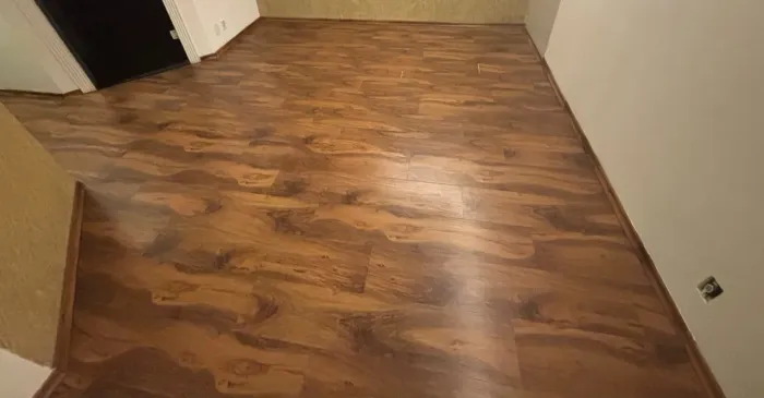 PISO LAMINADO DE ENCAIXE - KOMECO