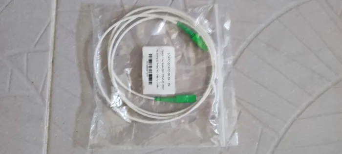 Cabo de fibra ótica