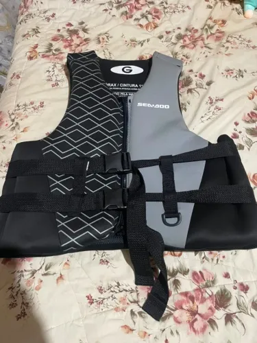 COLETE SALVA-VIDAS SEA-DOO FREEWAVE - CINZA CLARO - TAMANHO G 550$