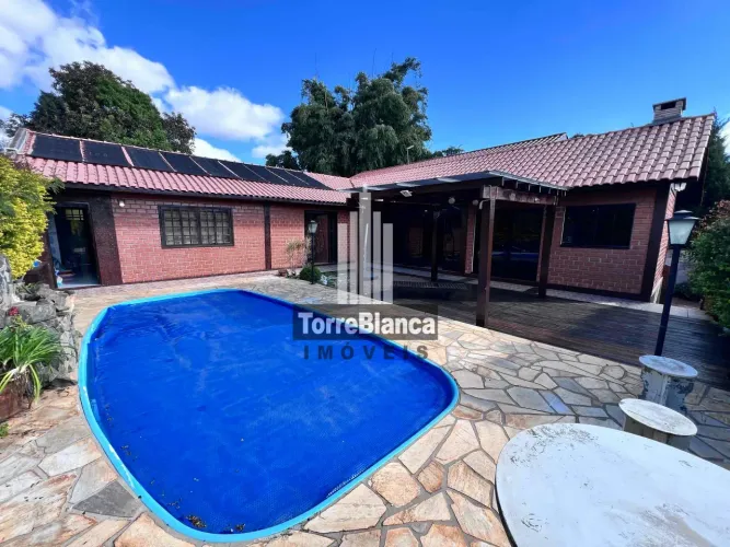 Casa com piscina à venda, 4 quartos, 3 banheiros, Área gourmet com churrasqueira, Colônia 