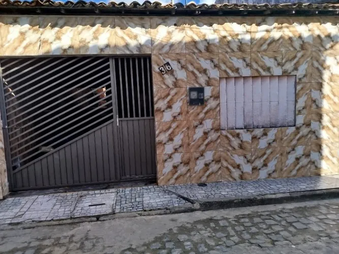 Casa para Venda em Aracaju, São Conrado, 2 dormitórios, 2 banheiros