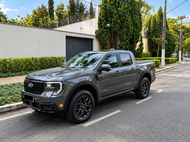 Ford Maverick L. Black 2.0 Ecoboost AWD Aut. 2025