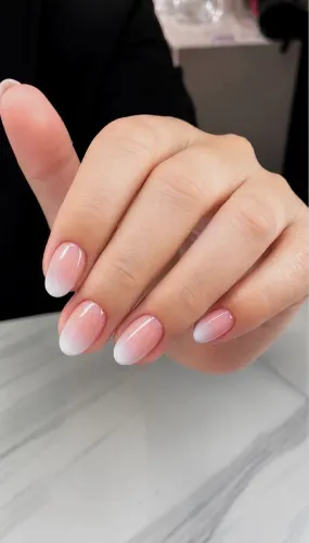 Alongamento de unhas