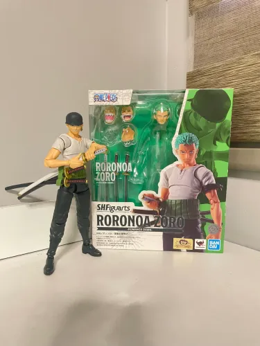 Roronoa Zoro : Romance Dawn - Sh figuarts Original.