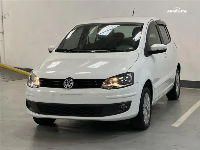Volkswagen Fox 1.6 MI Total Flex 8V 5P 2014