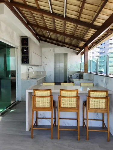 BANQUETA ALTA LUXO