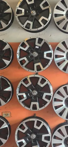 Rodas aro 17, aceito troca!