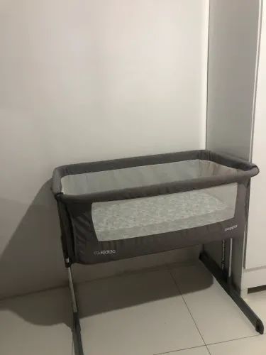 Berço portátil napper kiddo regulável e desmontavel