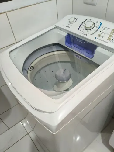 Máquina de lavar 13 kg Electrolux