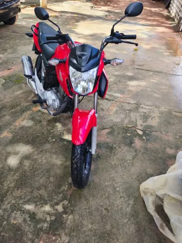 Honda CG 160 Vermelha 