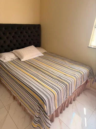 Cama Box Queen