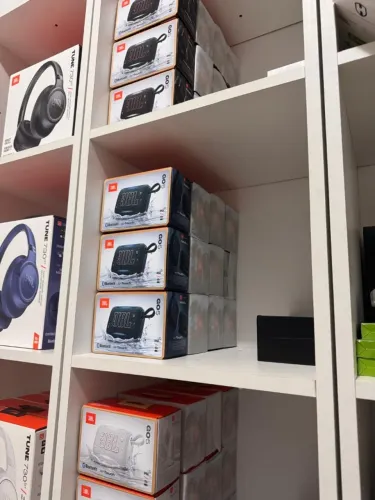 Caixa De Som Portátil Com Bluetooth Jbl Go5 - Branca/Azul/Preta