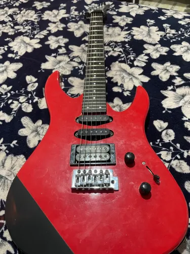 Troco guitarra yamaha