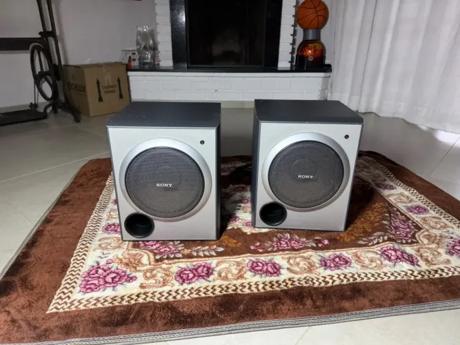 Par de subwoofer ativo sony