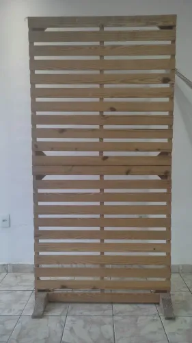 Painel ripado dobrável