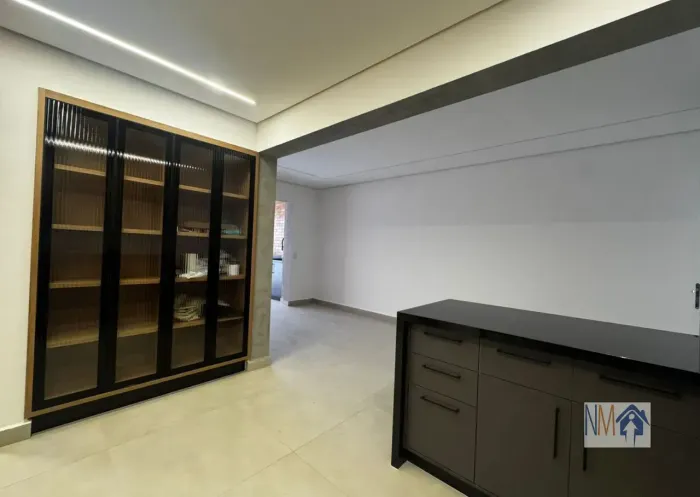Imóvel para aluguel tem 74 metros quadrados com 2 quartos em Centro - Tatuí - SP