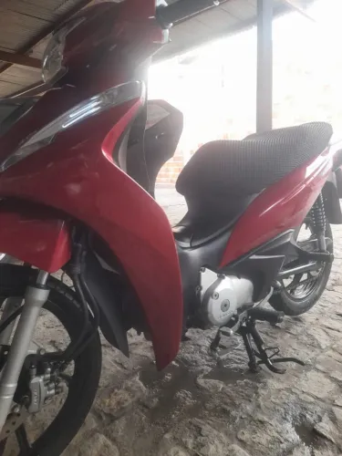 Vende-se biz 2021 super conservada