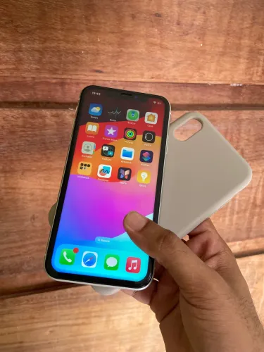 iPhone XR 128GB -baratinho