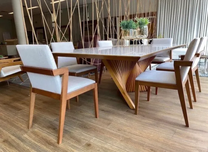 Mesa retangular com 6 cadeiras