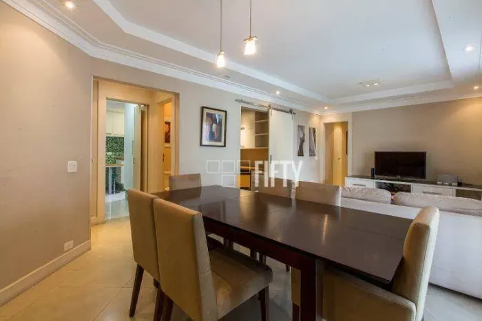 Apartamento com 3 dormitórios para alugar, 112 m² por R$ 15.750,00/mês - Vila Olímpia - Sã