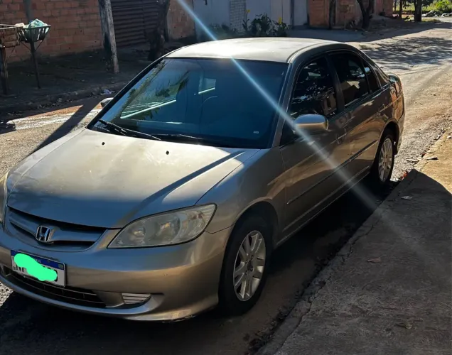 Honda Civic Sedan LX 1.7 16V 115cv Mec. 4P 2006
