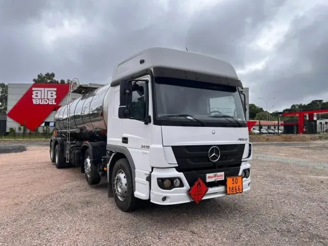 MERCEDES BENZ ATEGO 2430 8X2 ANO 2014