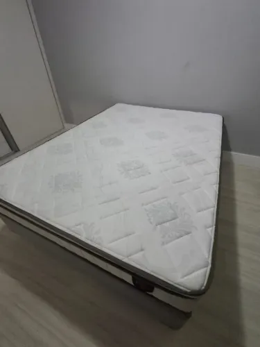 Cama Casal Euro Colchões Premium Firme + Box Cinza ? 1,38 x 1,88 m