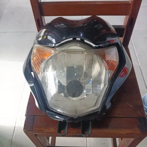 Farol Titan 150 mix 2013