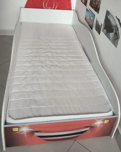 Cama infantil McQueen, 1,50 m com colchão